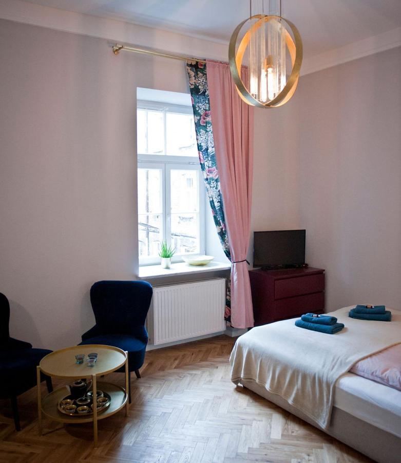Apartament Piano Praga Varšava Exteriér fotografie